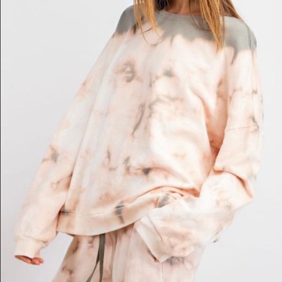 Pull over sweater - Picture 1 of 1